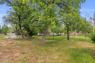 1400 Meadowview Ln, Reno, NV 89509 - Photo 93