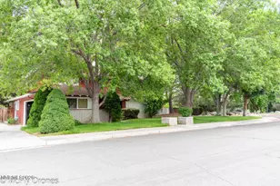 4290 Garlan Ln, Reno, NV 89509 - Photo 5