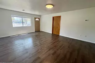 825 Franklin Ave, Lovelock, NV 89419 - Photo 5
