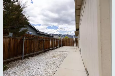 2087 Lonnie Lane, Dayton, NV 89403 - Photo 13