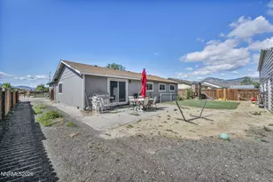 2078 Lonnie Ln, Dayton, NV 89403 - Photo 9