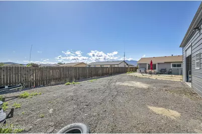 2078 Lonnie Lane, Dayton, NV 89403 - Photo 11