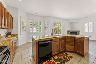 10760 Clear Vista Dr, Reno, NV 89521 - Photo 21