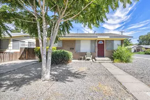 908 12th St, Sparks, NV 89431 - Photo 1