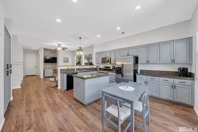 10577 Eagle Falls Way, Reno, NV 89521 - Photo 13