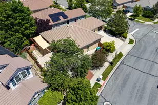 7405 Lorna Ln, Sparks, NV 89436 - Photo 43