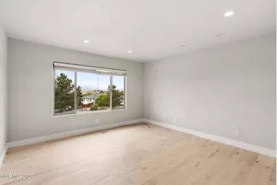 14570 Virginia Foothills Drive, Reno, NV 89521 - Photo 35