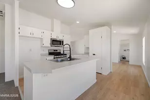 8045 Magnolia St, Silver Springs, NV 89429 - Photo 11