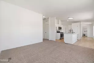 8045 Magnolia St, Silver Springs, NV 89429 - Photo 15