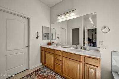 2410 Lincoln Meadows Drive, Reno, NV 89521 - Photo 37
