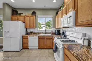 2410 Lincoln Meadows Dr, Reno, NV 89521 - Photo 19