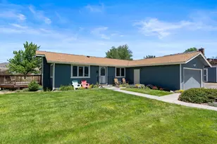 1560 Jones St, Minden, NV 89423 - Photo 5