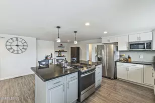 701 Bowman Dr, Reno, NV 89503 - Photo 5