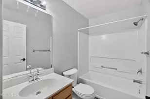 5642 Cranberry Ct, Sun Valley, NV 89433 - Photo 15
