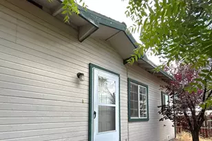 715 19th St, Sparks, NV 89431 - Photo 1