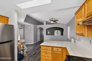 6682 Dorchester Dr, Sparks, NV 89436 - Photo 7
