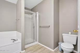 6682 Dorchester Dr, Sparks, NV 89436 - Photo 9