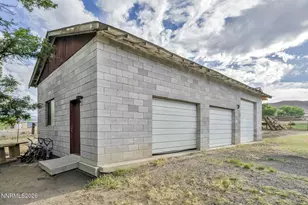 1185 Truckee Ln, Fernley, NV 89408 - Photo 15