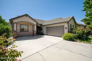 10140 Buckeye Ct, Reno, NV 89521 - Photo 3
