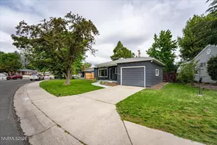 2485 Riviera St, Reno, NV 89509 - Photo 3