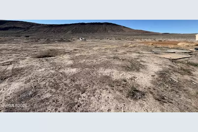 8645 Karen Street, Silver Springs, NV 89429 - Photo 7
