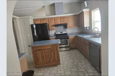 406 W Crowell Field Road, Round Mountain, NV 89045 - Photo 9