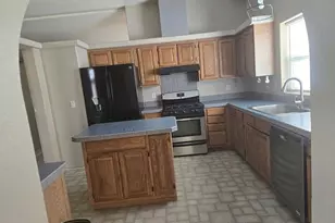 406 W Crowell Fld Rd, Round Mountain, NV 89045 - Photo 9