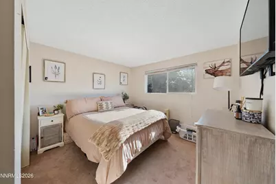 828 Woodglen Drive #APT 3, Sparks, NV 89434 - Photo 9