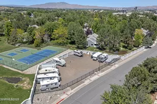 7541 Lighthouse Ln, Reno, NV 89511 - Photo 5