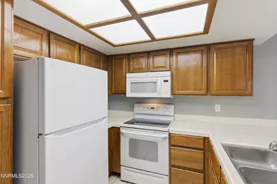 2875 Idlewild Drive #39, Reno, NV 89509 - Photo 15