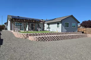 652 Jennys Ln, Fernley, NV 89408 - Photo 35