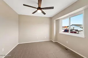 510 St Louis Rd, Fernley, NV 89408 - Photo 5