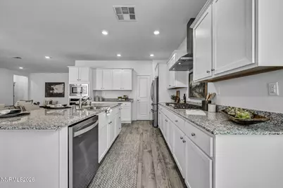 8405 Fenhollow Drive, Verdi, NV 89439 - Photo 9