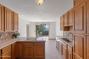 2220 Stone Mountain Cir, Reno, NV 89519 - Photo 11