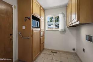 2615 Everett Dr, Reno, NV 89503 - Photo 23