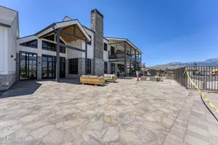 2268 Paint Horse Dr, Reno, NV 89521 - Photo 43