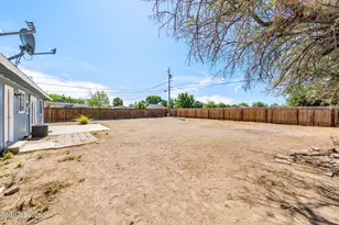 335 McCart St, Fernley, NV 89408 - Photo 47