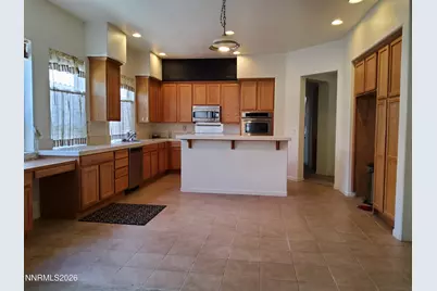 1675 Jewel Ridge Court, Reno, NV 89506 - Photo 5