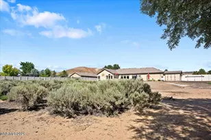 11805 Anthem Dr, Spanish Springs, NV 89441 - Photo 37