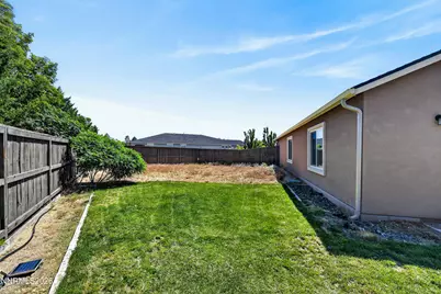 7140 Gazin Court, Reno, NV 89506 - Photo 7