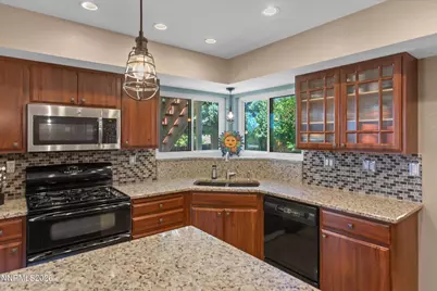 5225 Canyon Crest Court, Sparks, NV 89436 - Photo 9