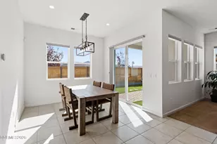7334 Oakmont Ln, Sparks, NV 89436 - Photo 19