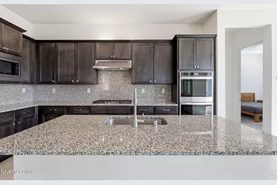7334 Oakmont Lane, Sparks, NV 89436 - Photo 17