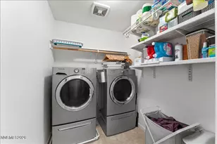 10996 Bloomsburg Dr, Reno, NV 89506 - Photo 27