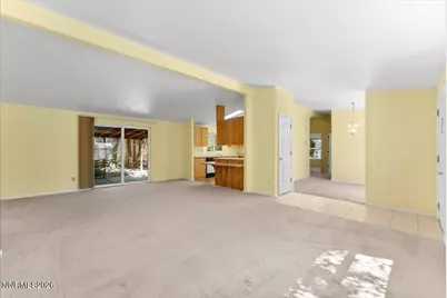 7621 Diamond Pointe Way, Reno, NV 89506 - Photo 5