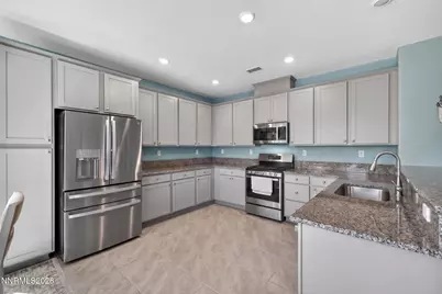 731 Roberts Creek Drive, Dayton, NV 89403 - Photo 11