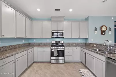 731 Roberts Creek Drive, Dayton, NV 89403 - Photo 13