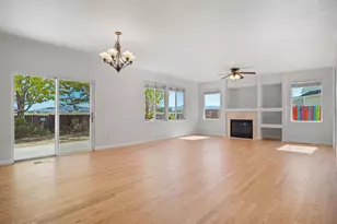 1372 Petar Ln, Gardnerville, NV 89410 - Photo 5