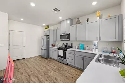 1570 Granary Park Avenue, Sparks, NV 89436 - Photo 13