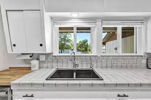 1910 N Division St, Carson City, NV 89703 - Photo 29